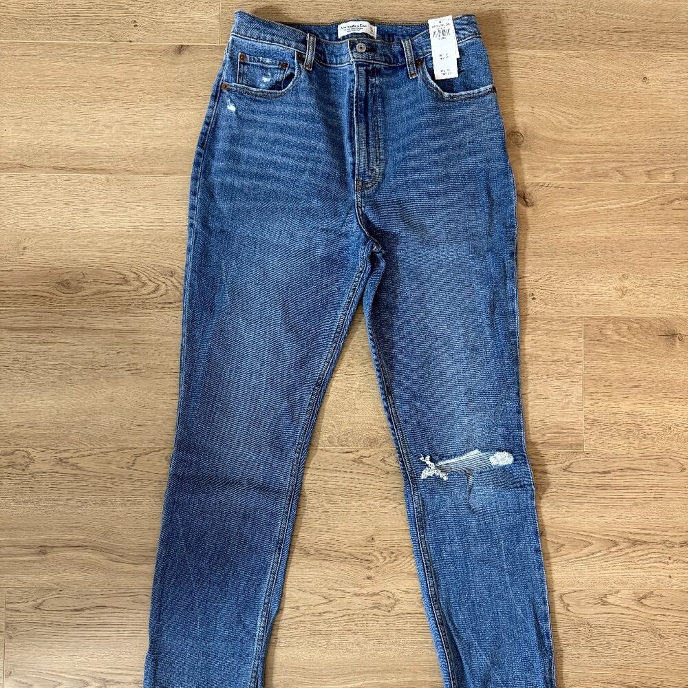 Abercrombie & Fitch Ultra High Rise 90s Slim Straight Jeans 12L